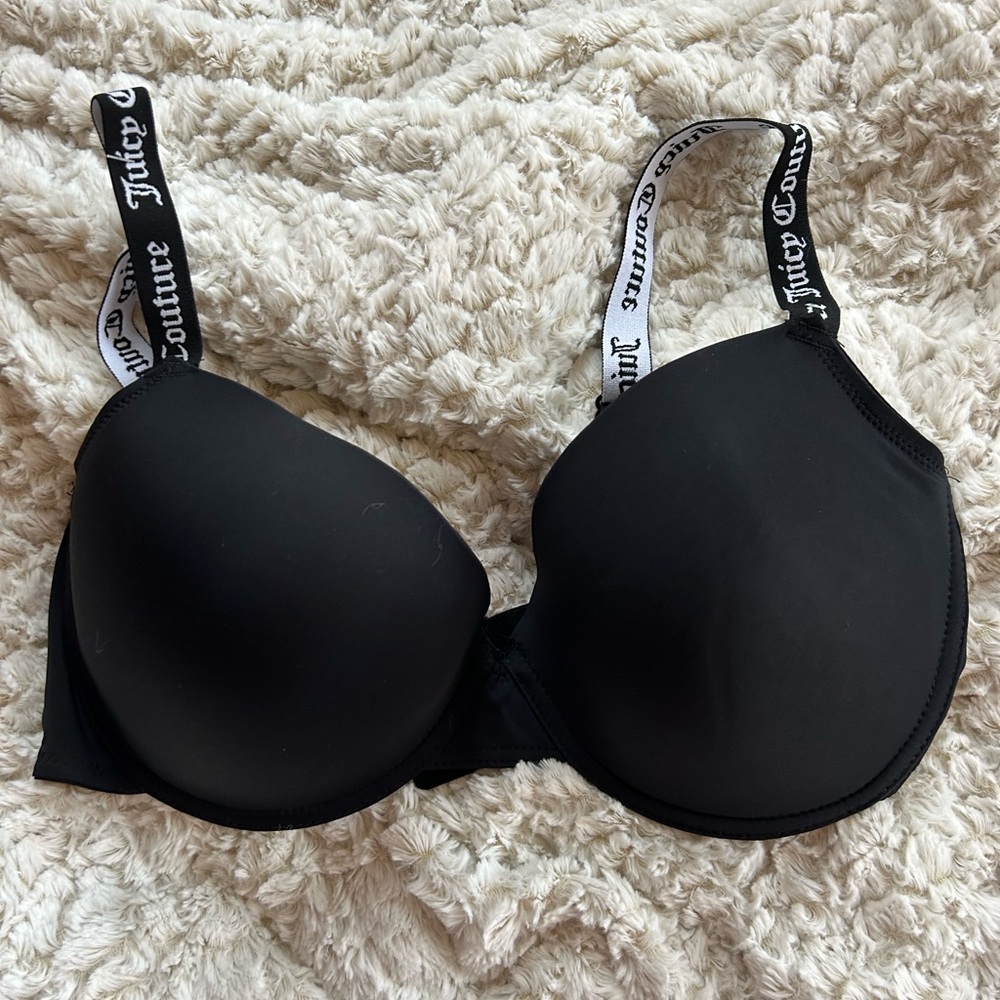 Juicy Couture Bra size 38 DD never worn ( buy both and save)